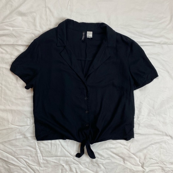 H&M Tie Front Black Collared T-Shirt XS - Picture 2 of 4